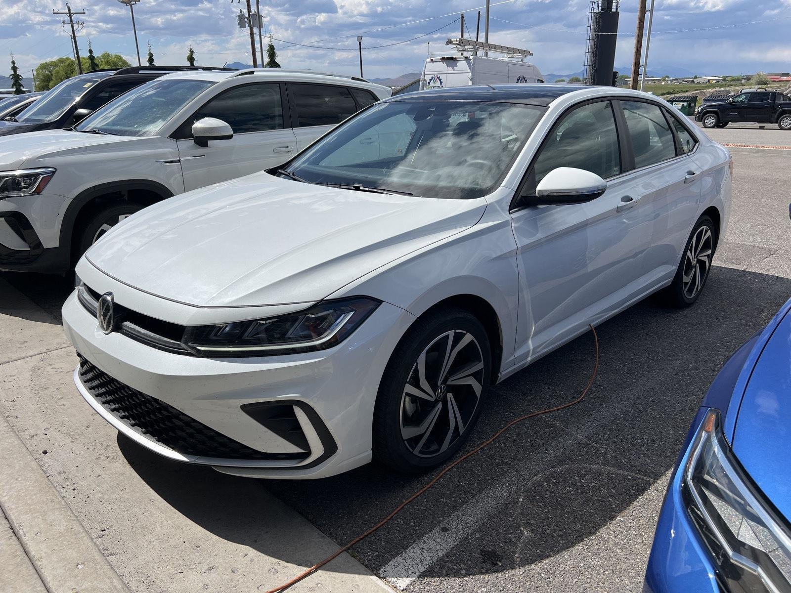 2025 Volkswagen Jetta 1.5T SEL Auto SULEV's photo