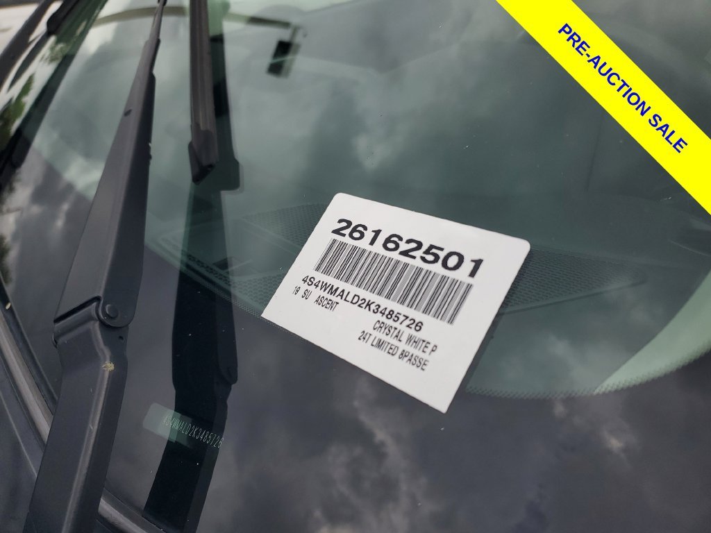 Used 2019 White Subaru Limited image 4