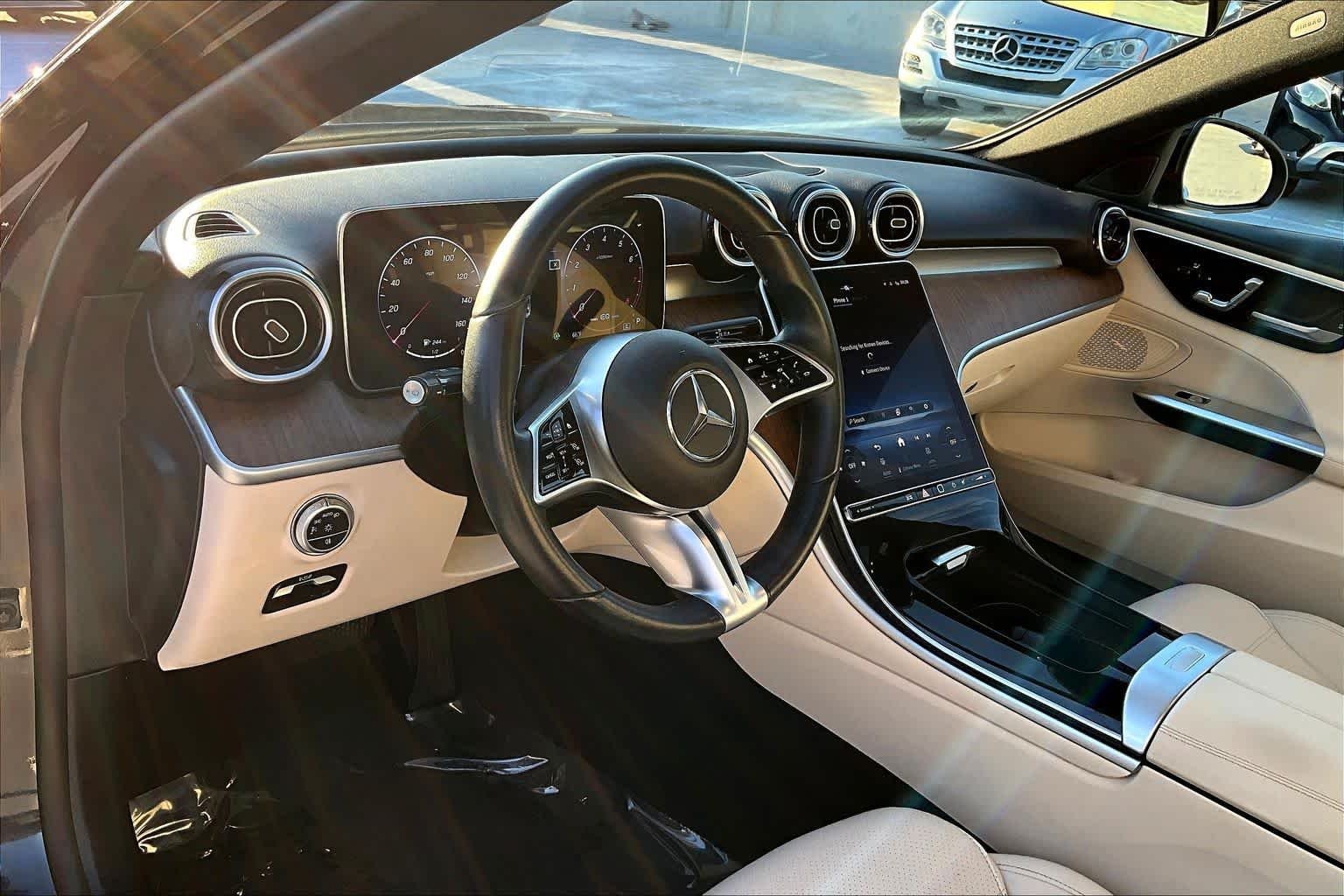 Used 2022 Obsidian Black Metallic Mercedes-Benz C 300 image 17