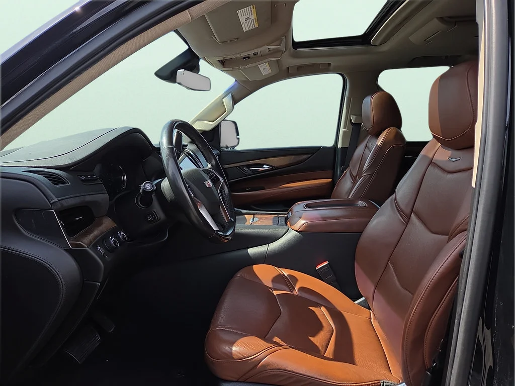 Used 2020 BLACK RAVEN Cadillac Premium Luxury image 13