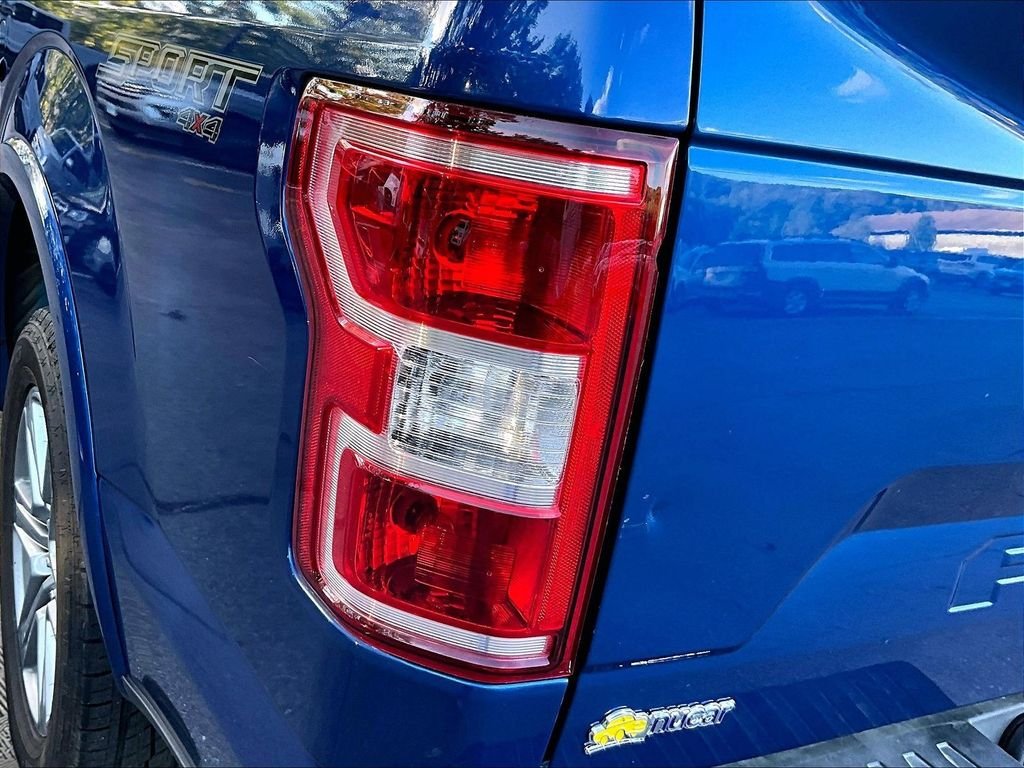 Used 2018 Lightning Blue Ford XLT image 35