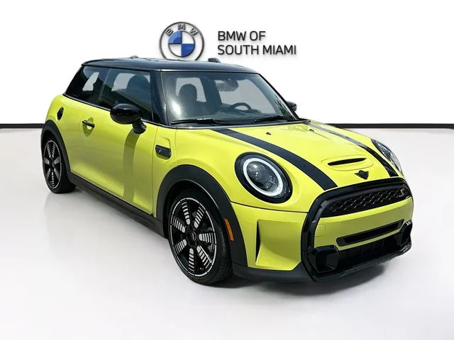 2023 MINI Cooper Cooper S 3 Door's photo