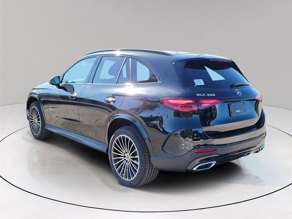 New 2026 Black Mercedes-Benz GLC 300 image 4