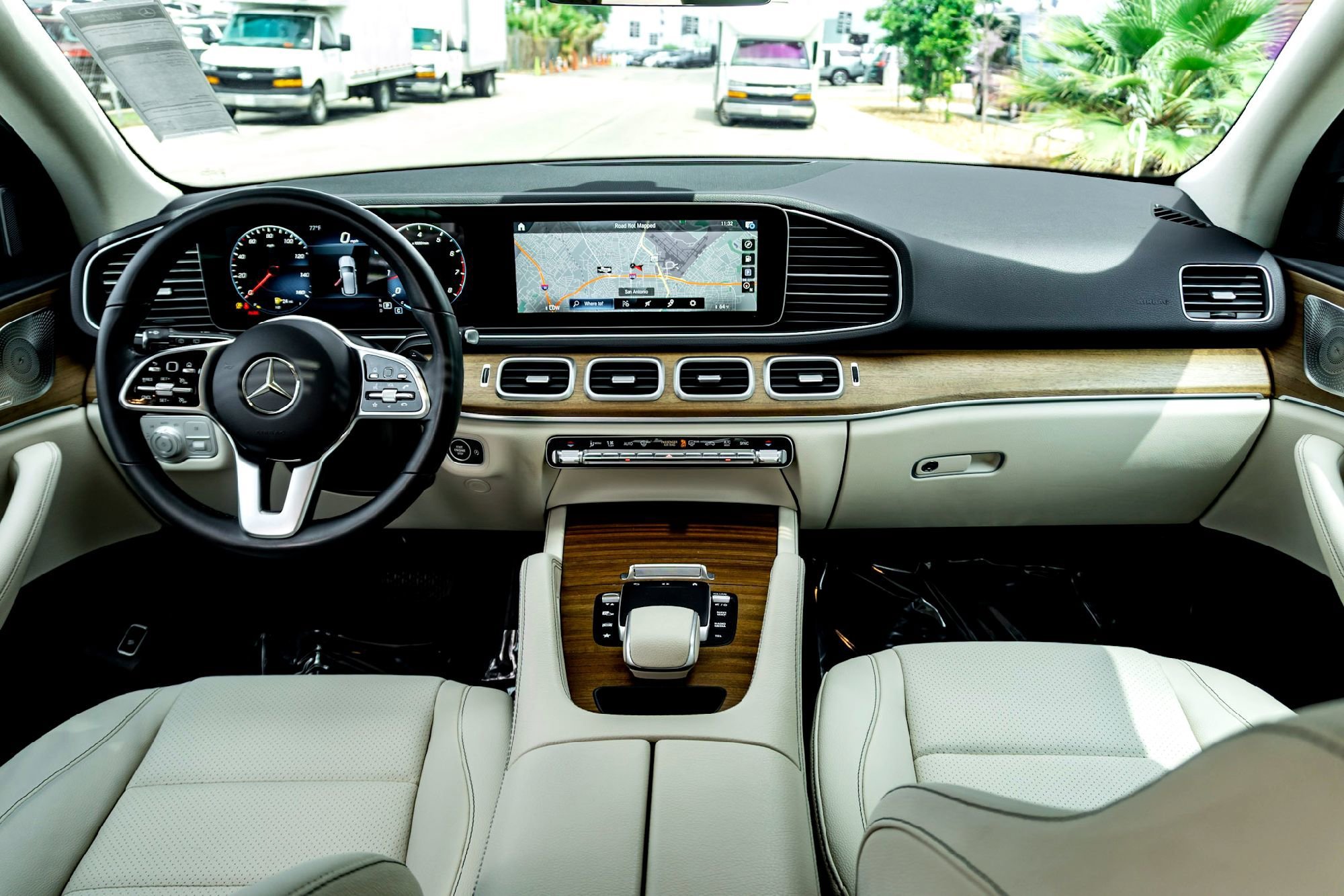 Certified Used 2023 Polar White Mercedes-Benz GLE 350 image 29