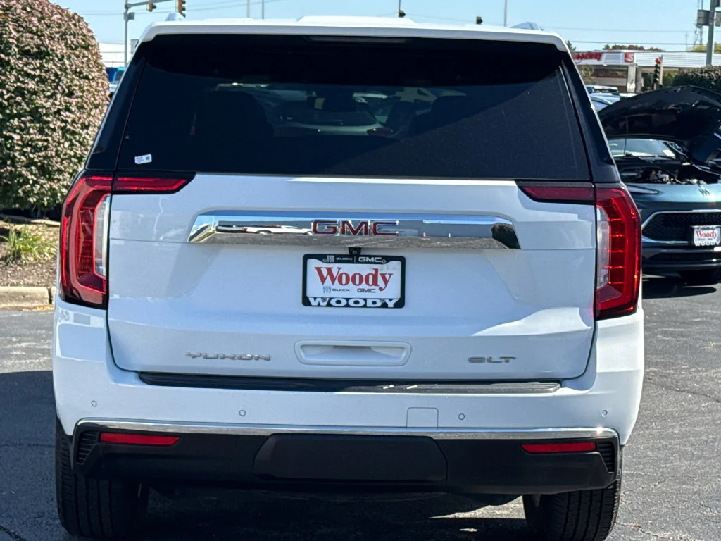Used 2024 Summit White GMC SLT image 8