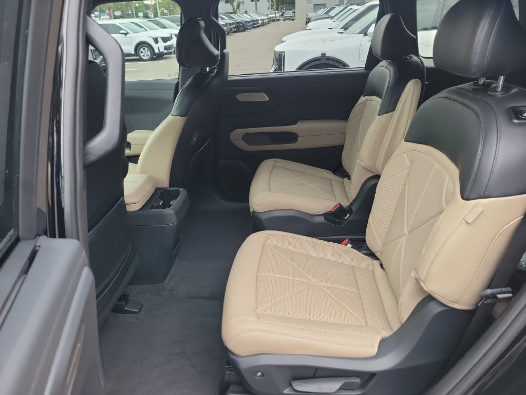 New 2027 Ebony Black Kia EX image 14