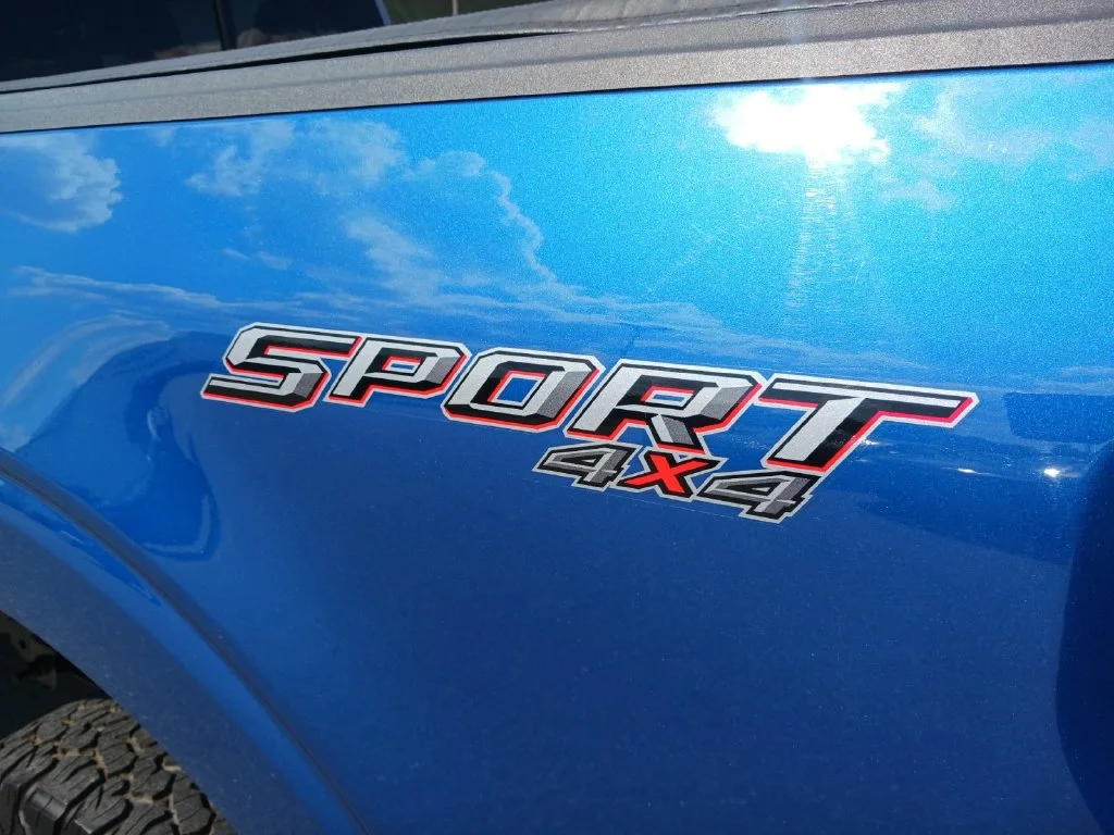 Used 2022 Blue Ford XLT image 31