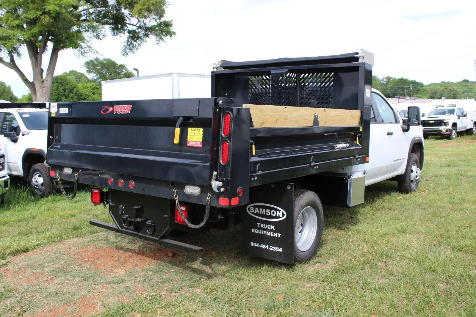 New 2026 Summit White GMC Pro image 6
