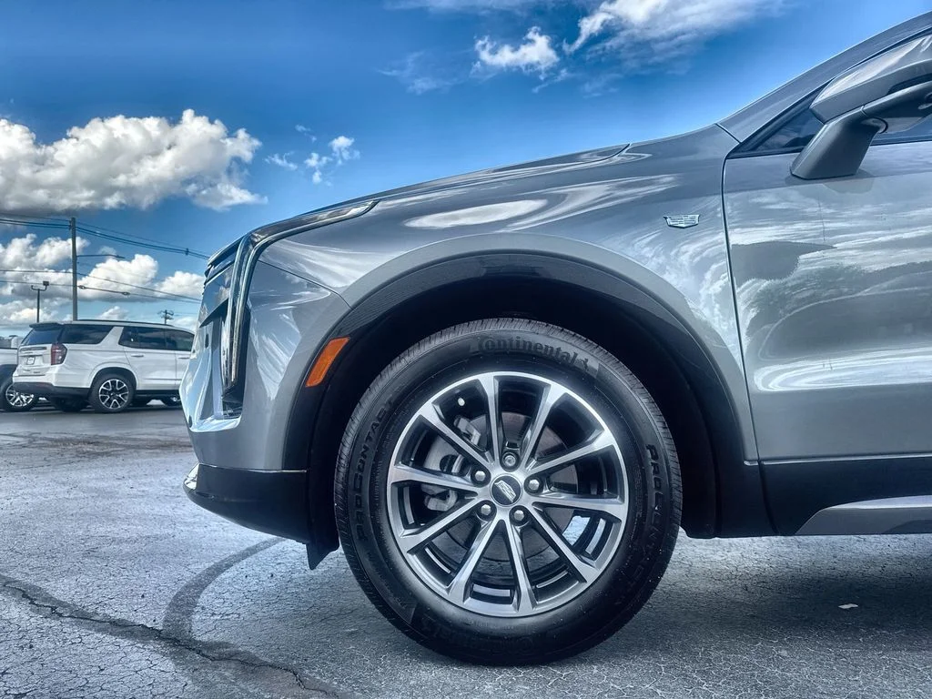 Used 2025 Silver Cadillac Sport image 10