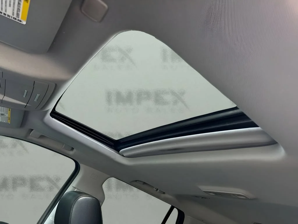 Used 2018 PEPPERDUST METALLIC Chevrolet Premier image 12