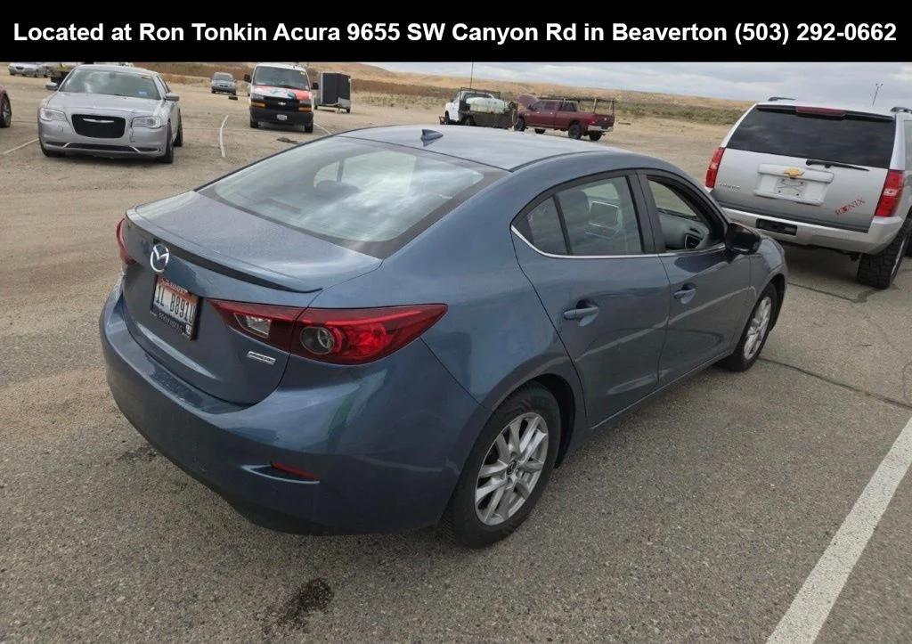 Used 2016 Blue Reflex Mica Mazda i Touring image 5