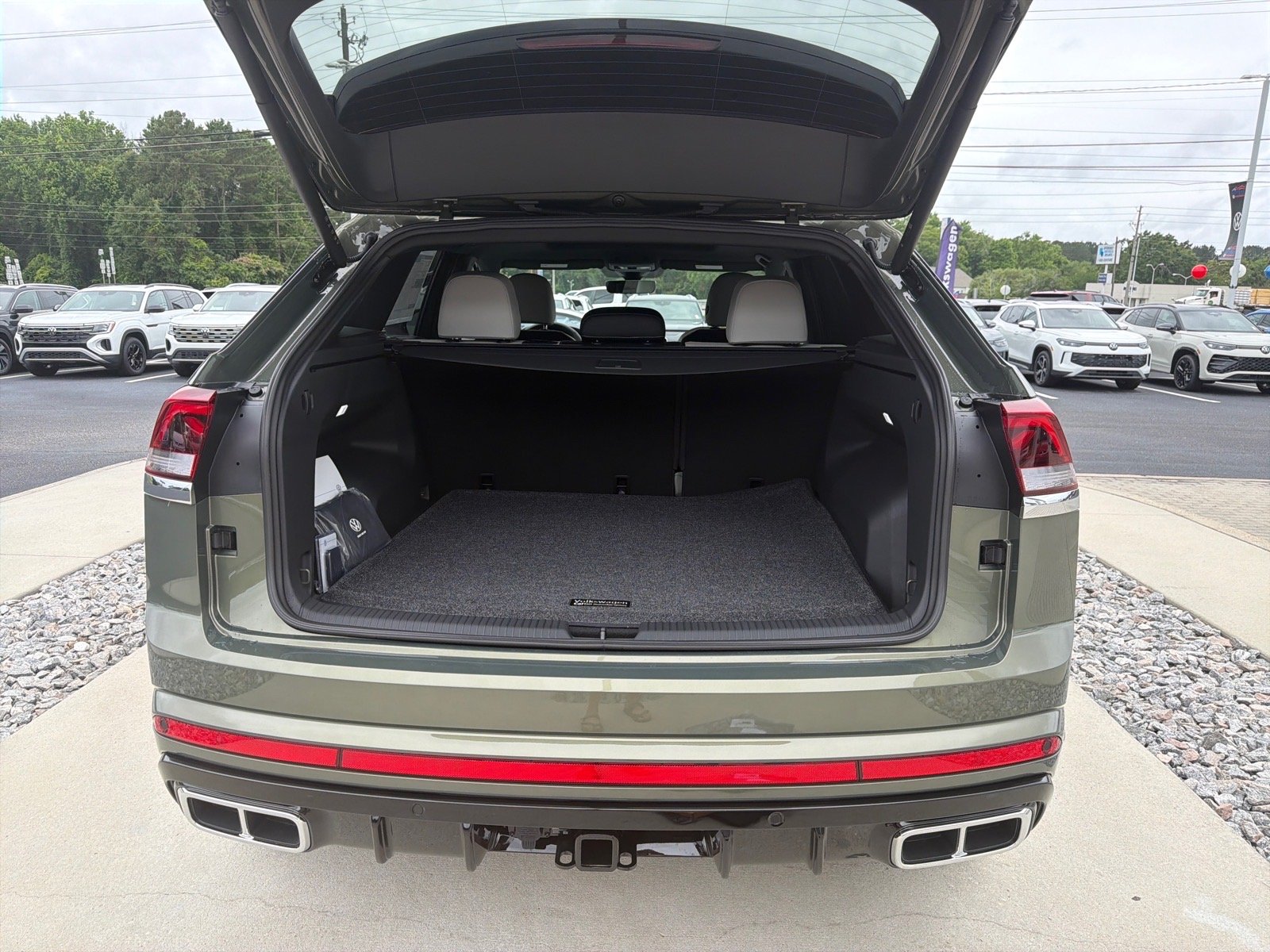 New 2026 Avocado Green Pearl Volkswagen SEL Premium R-Line 4Motion image 17