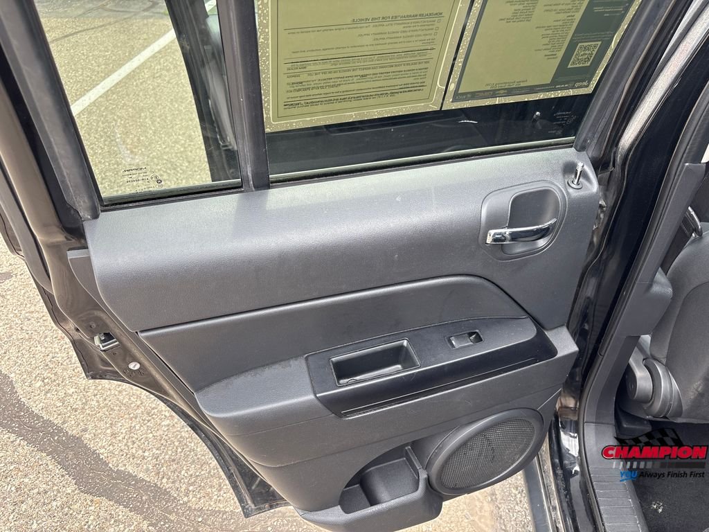 Used 2012 Black Jeep Latitude image 23
