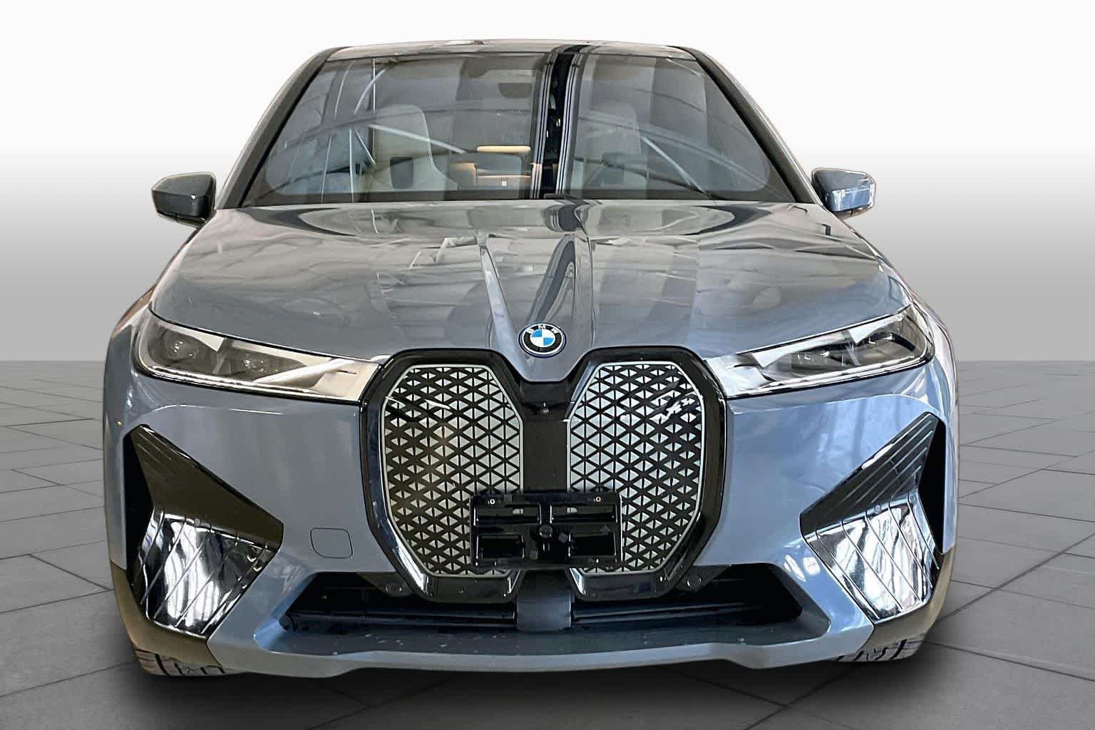 Used 2024 Storm Bay Metallic BMW xDrive50 image 3