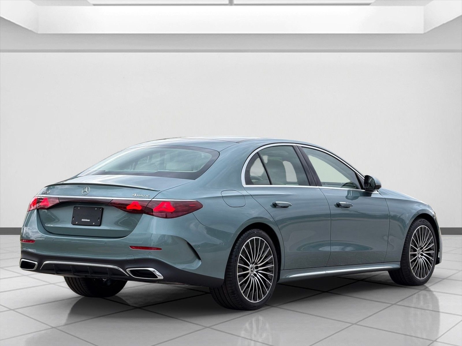 New 2026 Verde Silver Metallic Mercedes-Benz E 350 image 3