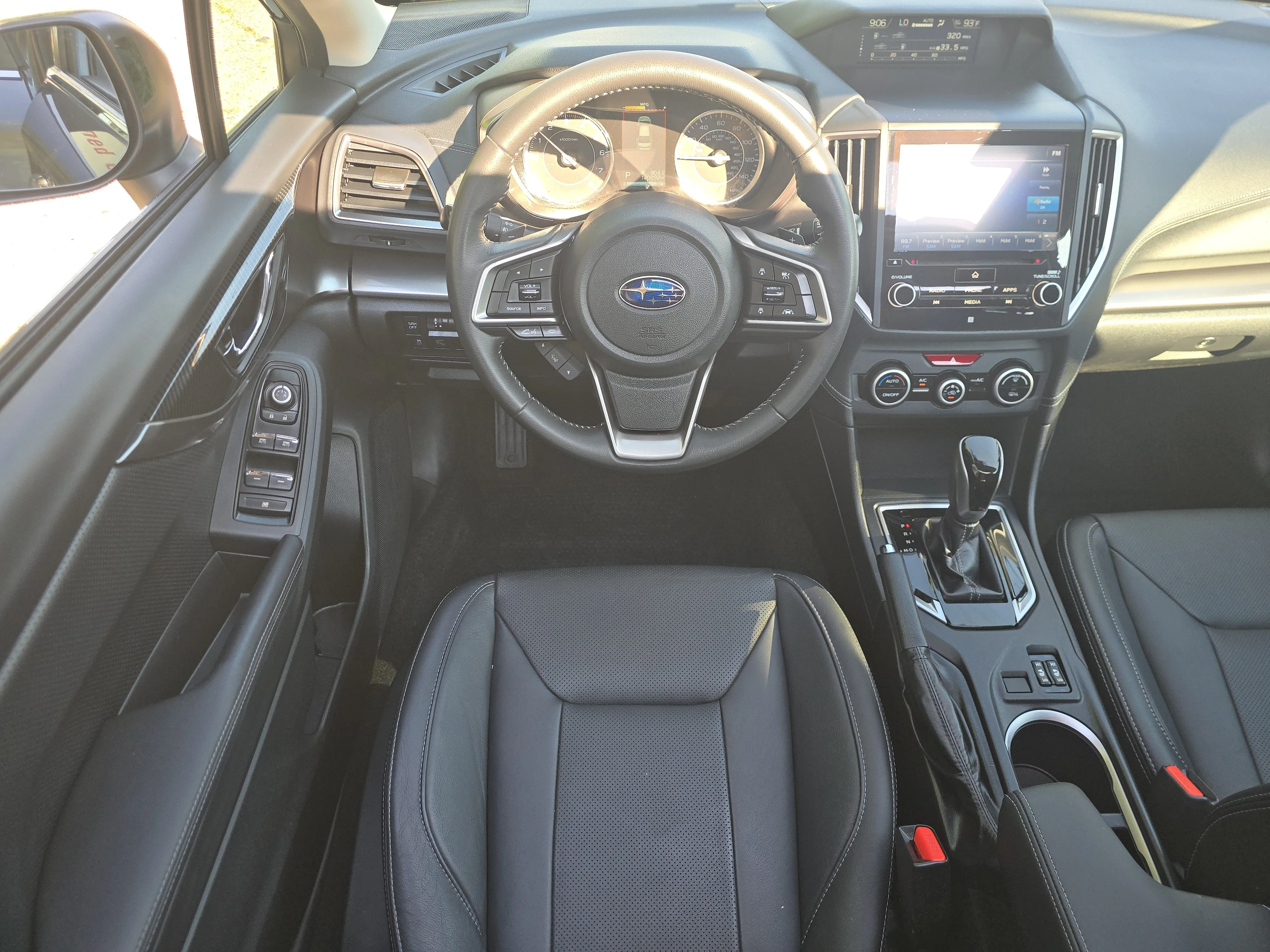 Used 2017 Carbide Gray Metallic Subaru Limited image 21