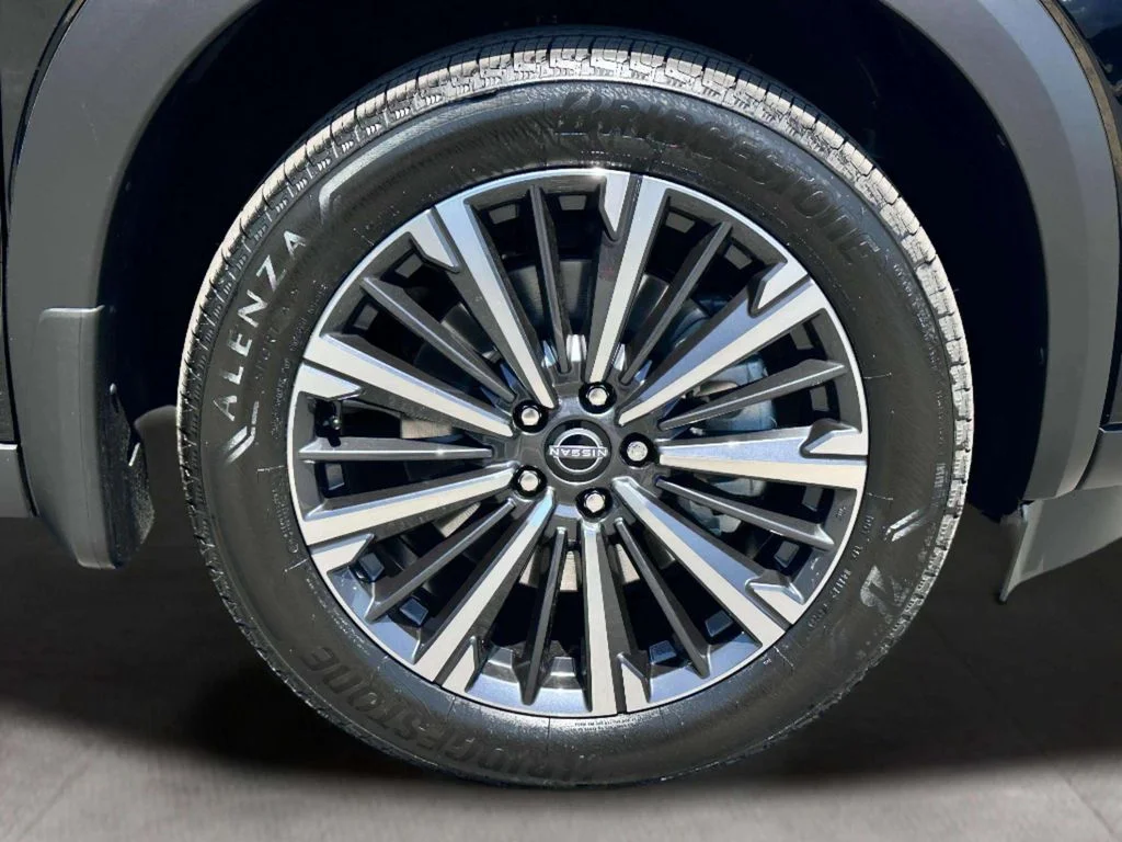 New 2026 Super Black Nissan Platinum image 9