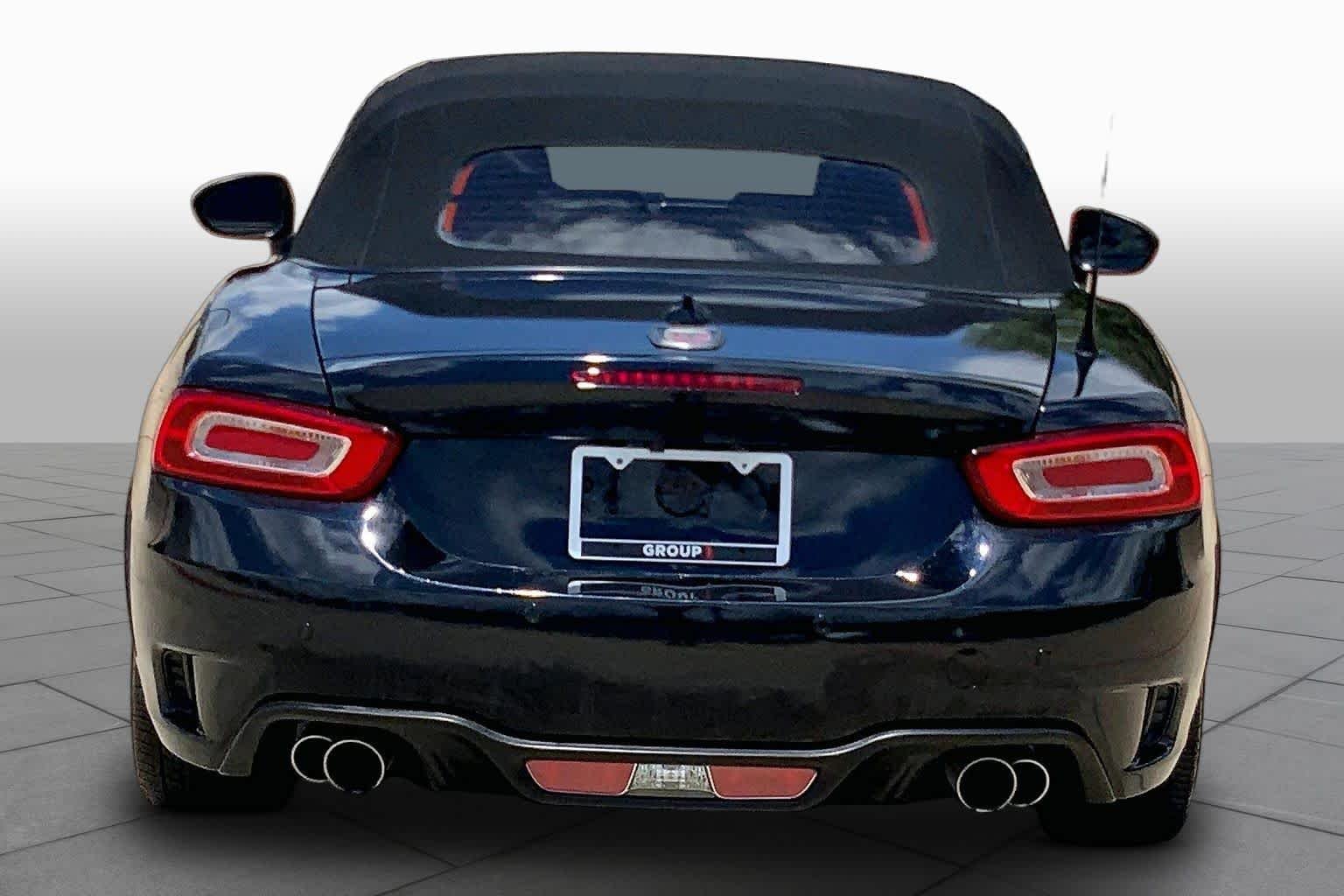 Pre-Owned 2018 FIAT 124 Spider Abarth