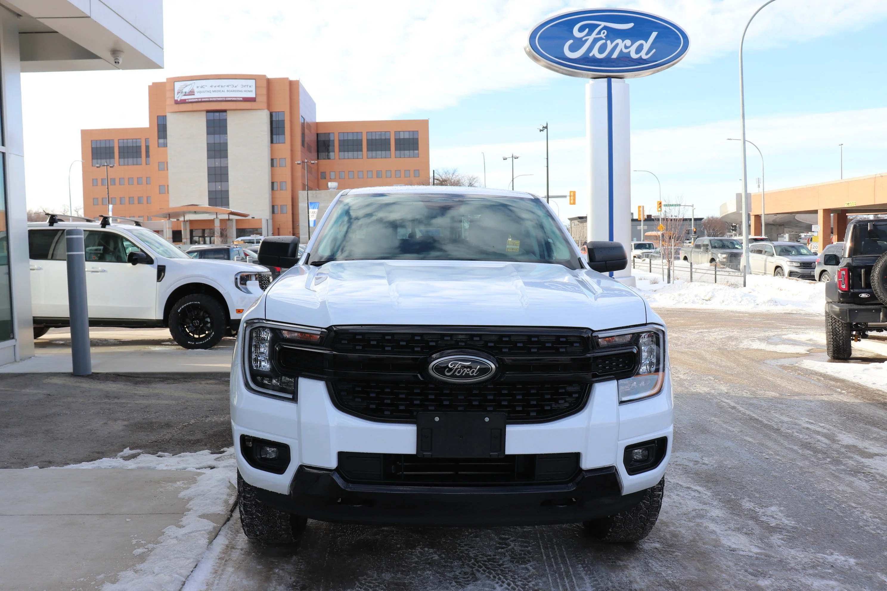 New 2026 OXFORD WHITE Ford XLT image 2