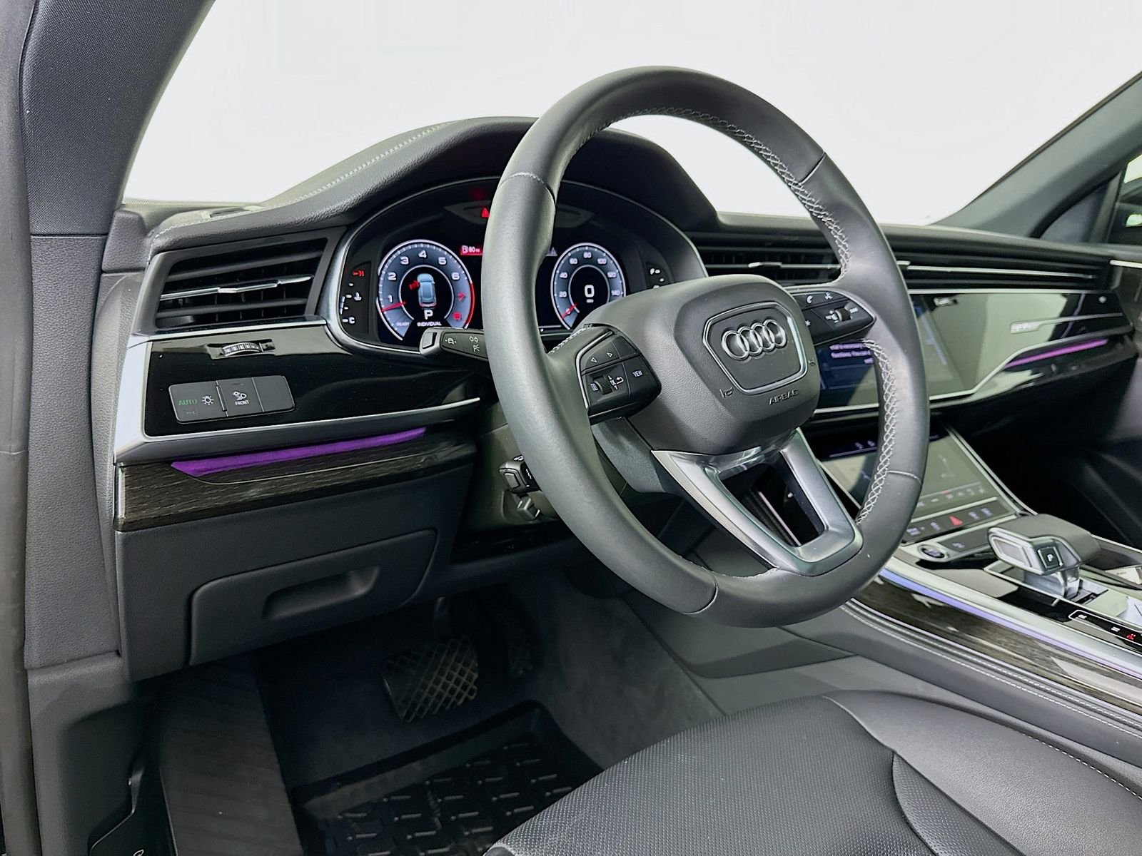 Used 2025 Mythos Black Metallic Audi 55 Premium Plus image 9