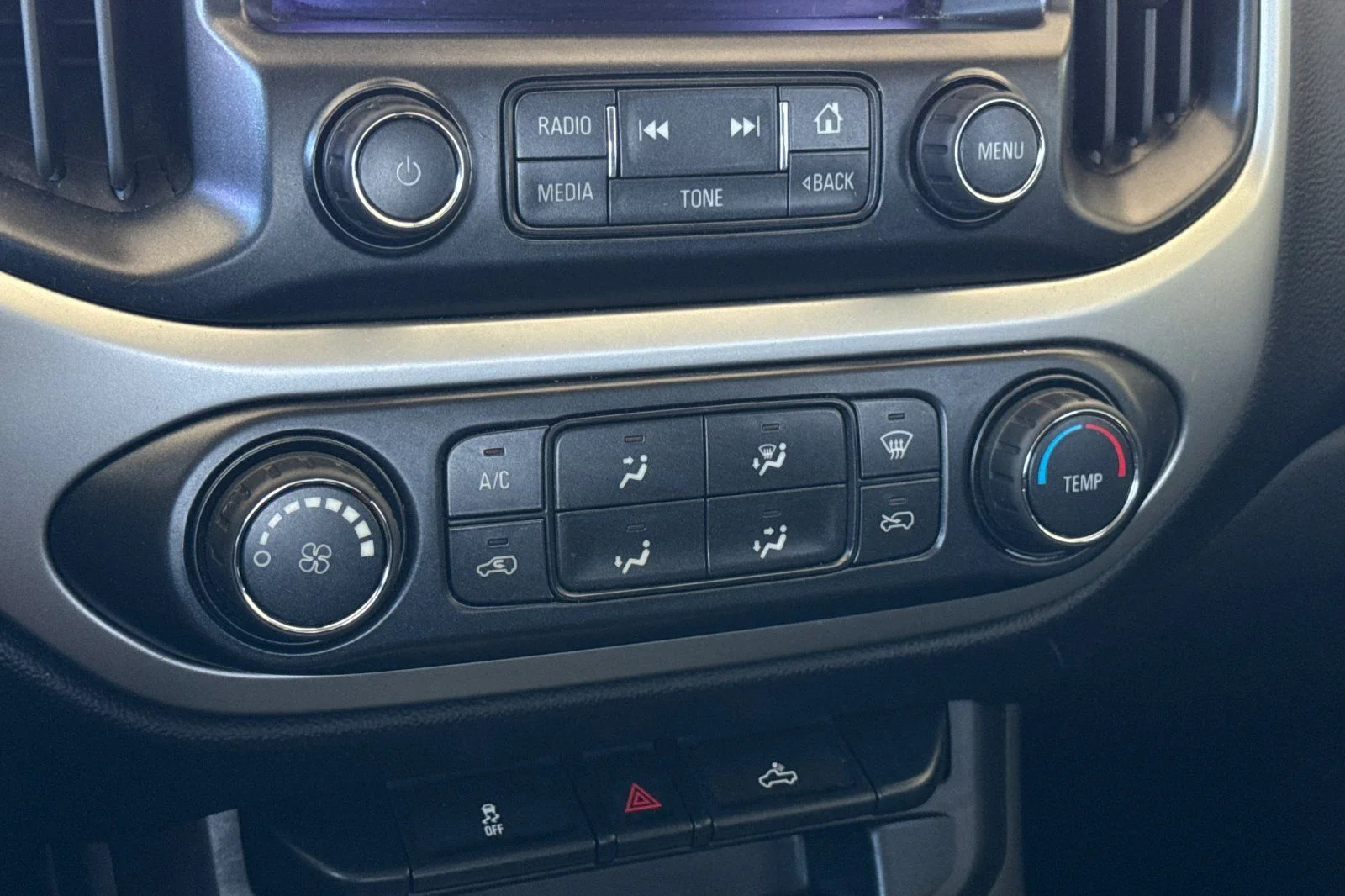 Used 2015 Red Chevrolet LT image 22
