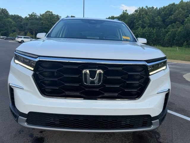 Certified Used 2025 Platinum White Pearl Honda Touring+ image 2