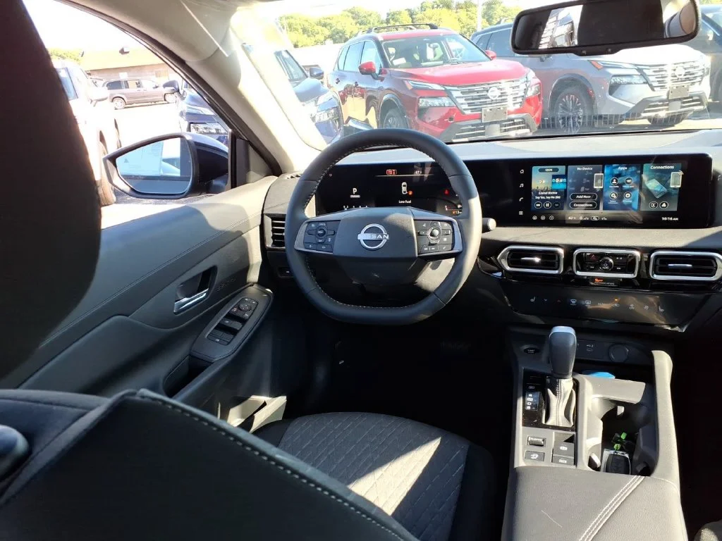 New 2027 Gun Metallic Nissan SV image 9