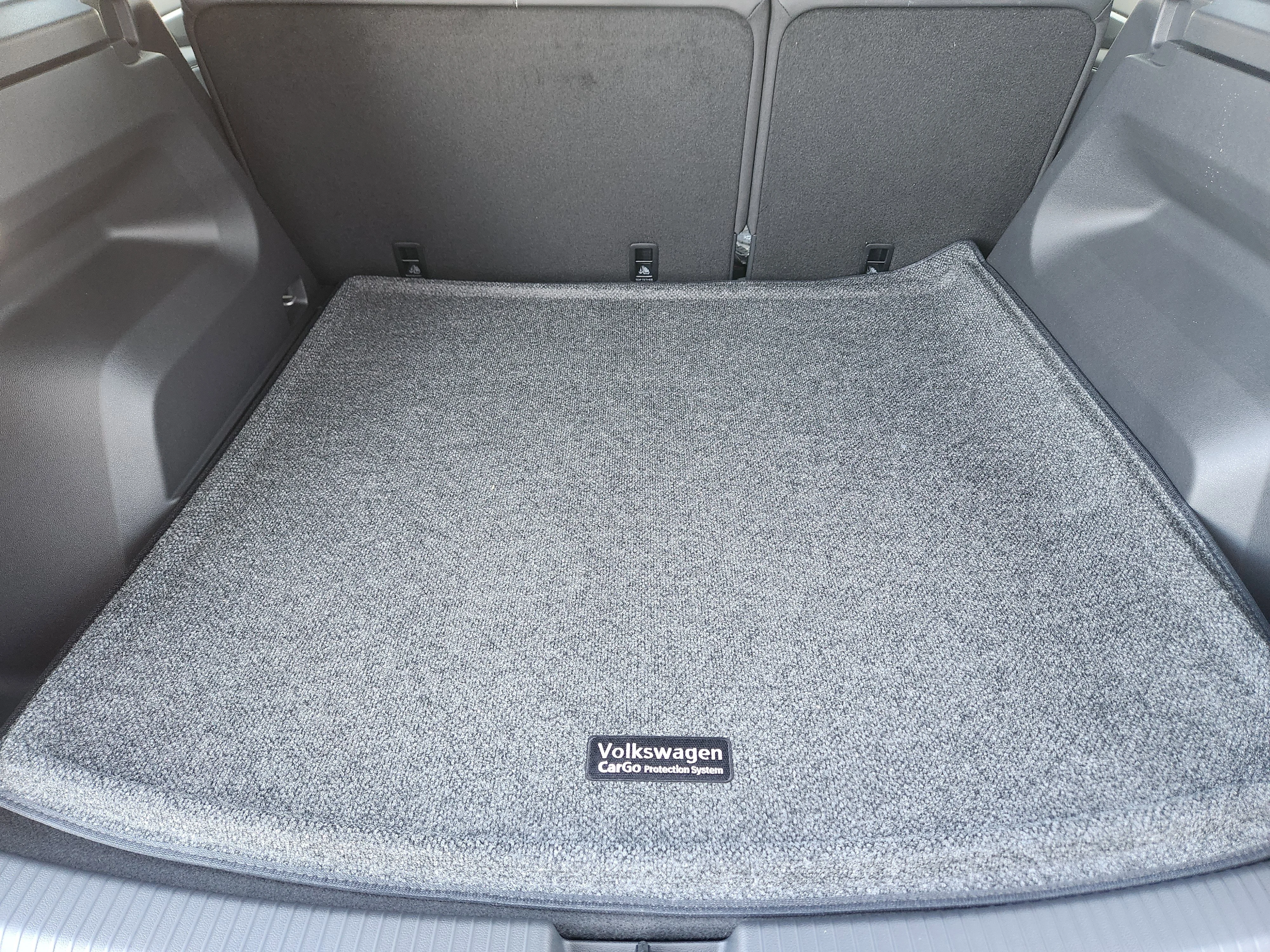 New 2026 Silver Volkswagen 2.0T SEL R-Line Black image 23