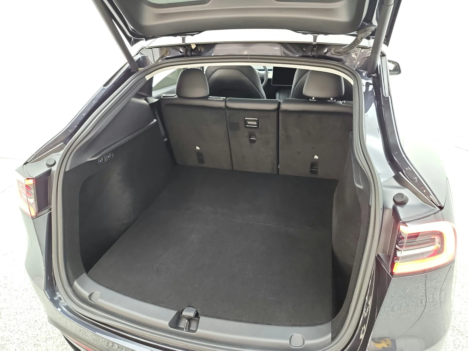 Used 2025 Stealth Grey Tesla Long Range RWD *Ltd Avail* image 21