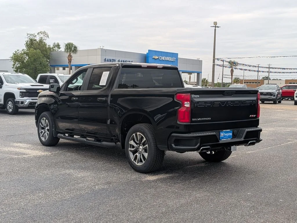 Used 2023 Black Chevrolet RST image 3