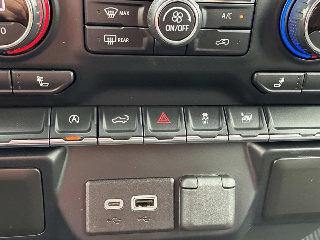Used 2021 Gray Chevrolet LT image 30
