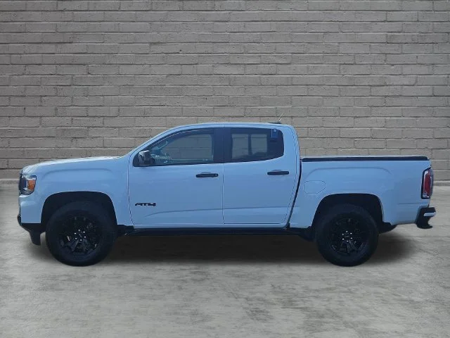 Used 2021 SUMMIT WHITE GMC 4WD AT4 w/Leather image 2