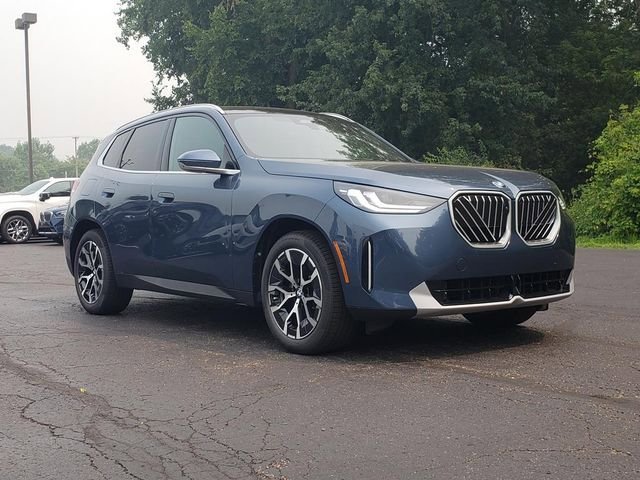 New 2026 Arctic Race Blue metallic BMW 30 xDrive image 9