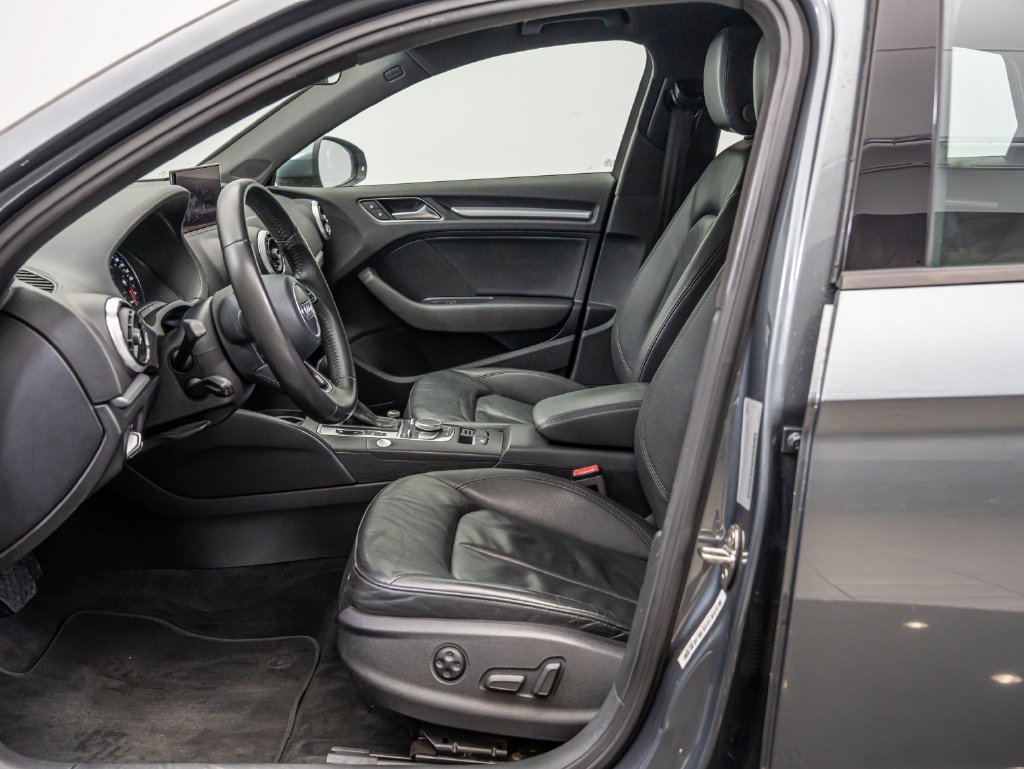 Used 2018 Monsoon Gray Metallic Audi 2.0T Premium image 22