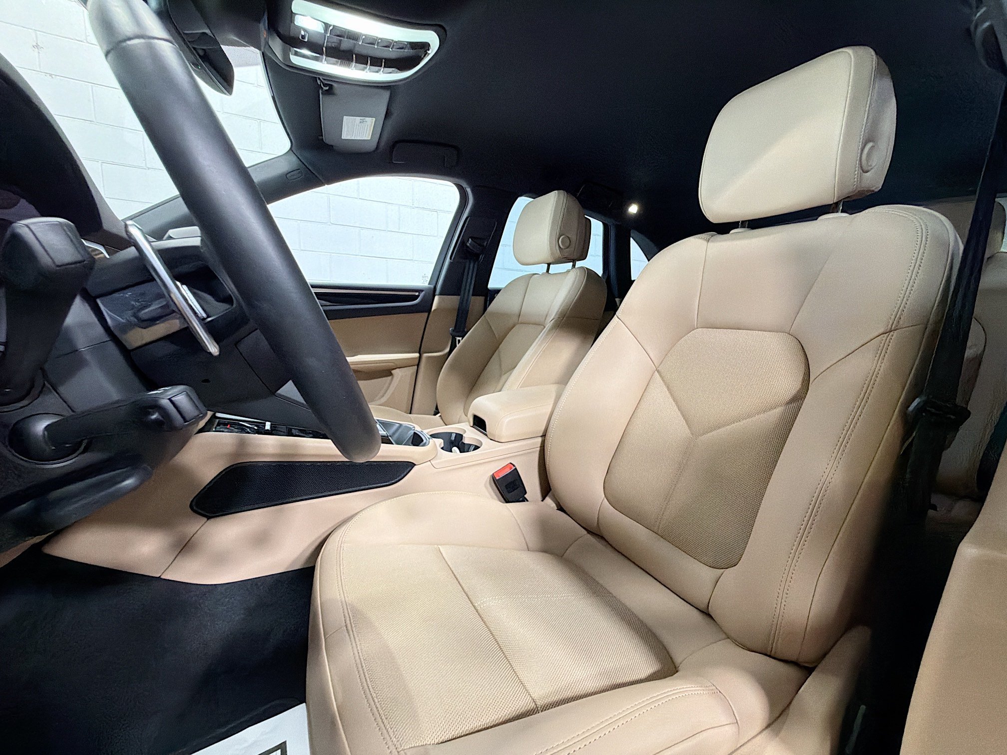 Certified Used 2026 White Porsche  image 5