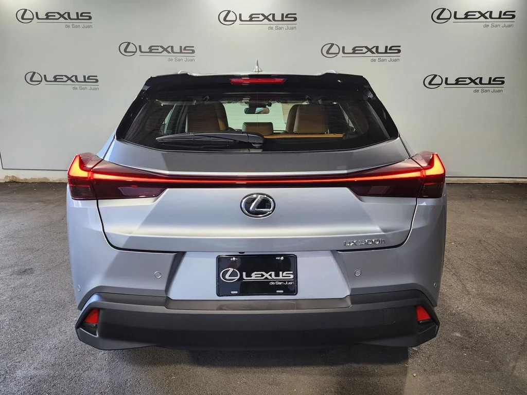 New 2026 Silver Lexus 300h image 9