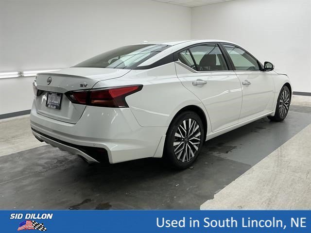 Used 2024 Pearl White Tricoat Nissan 2.5 SV image 4