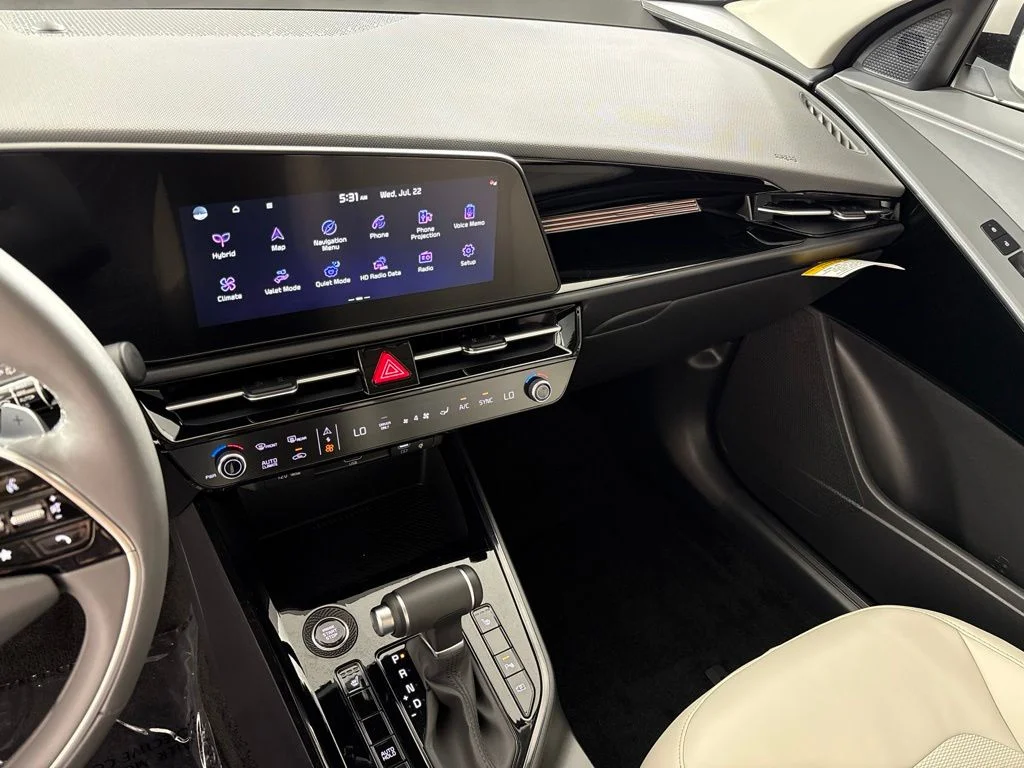 New 2026 Snow White Pearl Kia EX image 30