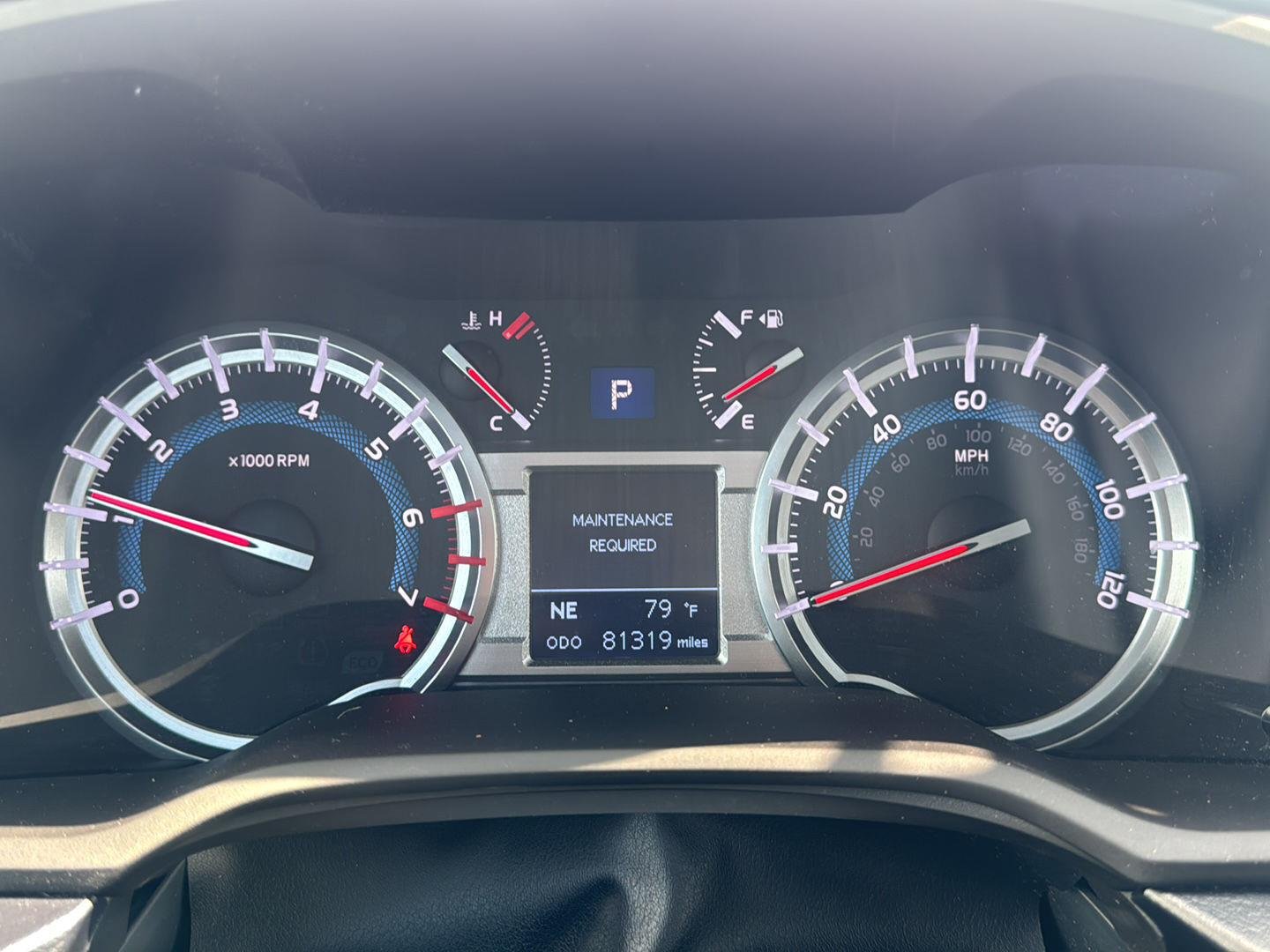 Used 2019 Magnetic Gray Metallic Toyota SR5 Premium image 8