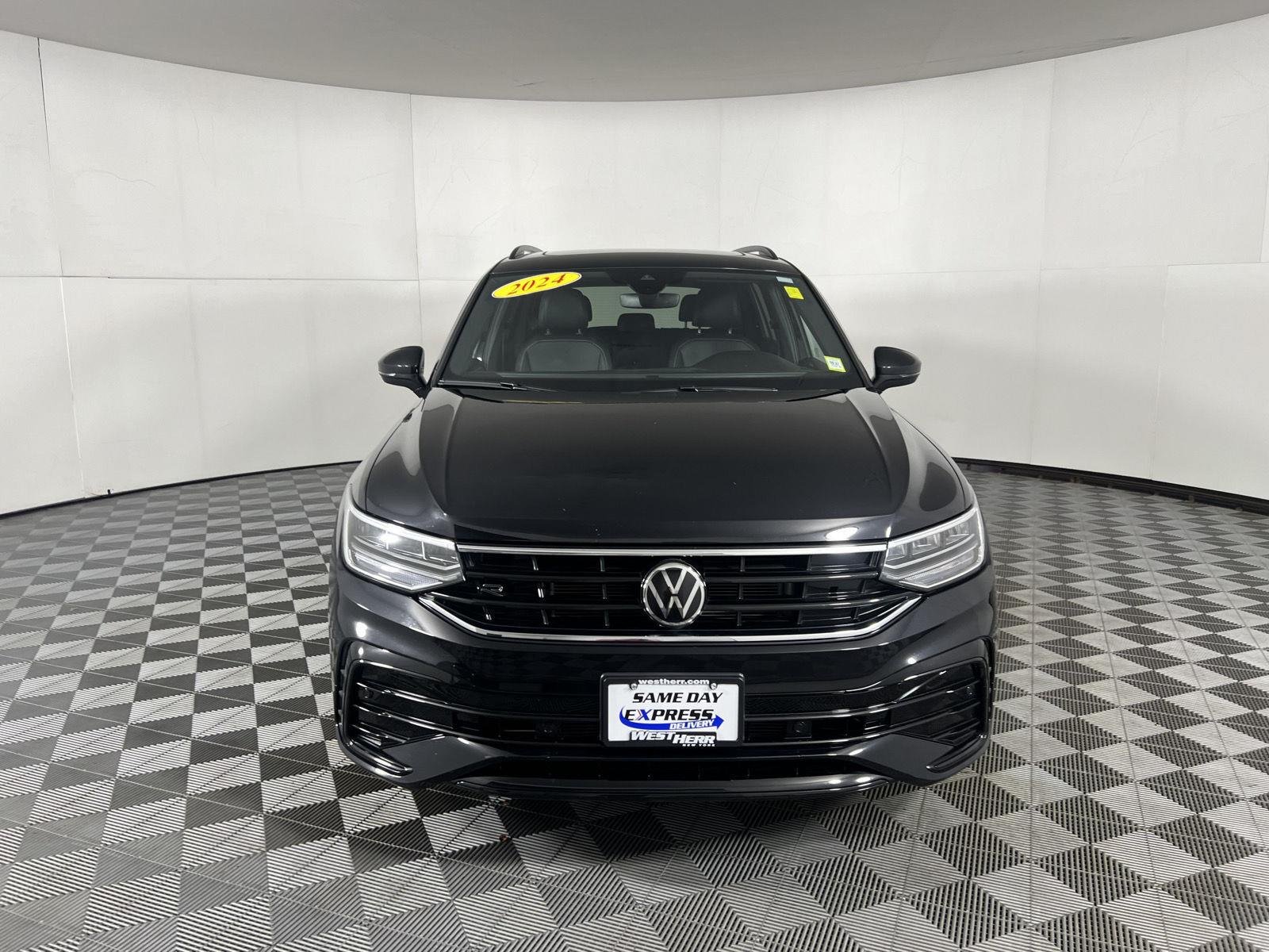 Used 2024 Deep Black Pearl Volkswagen SE R-Line Black image 16