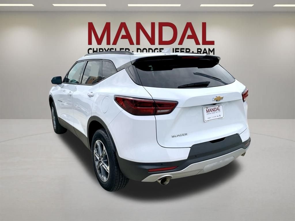Used 2024 White Chevrolet LT image 8