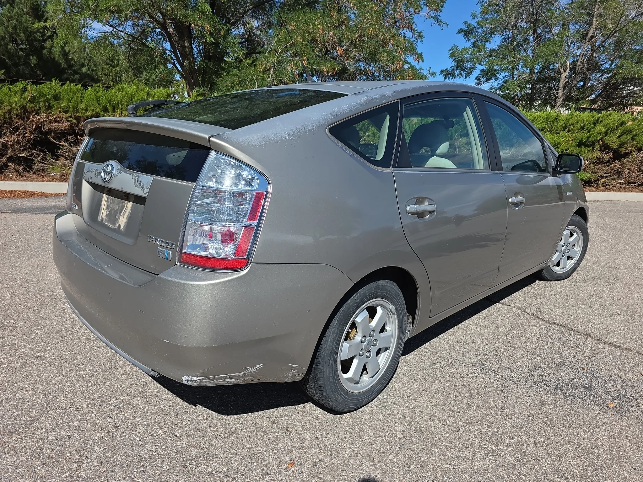 Used 2008 Silver Pine Mica Toyota  image 7