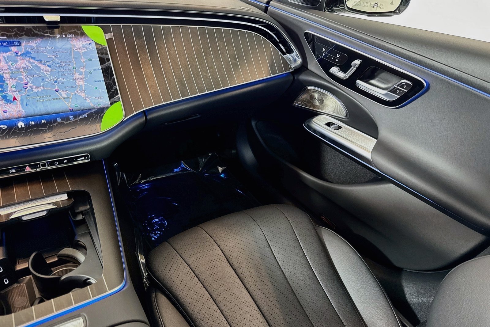 New 2026 Graphite Grey Metallic Mercedes-Benz E 350 image 21