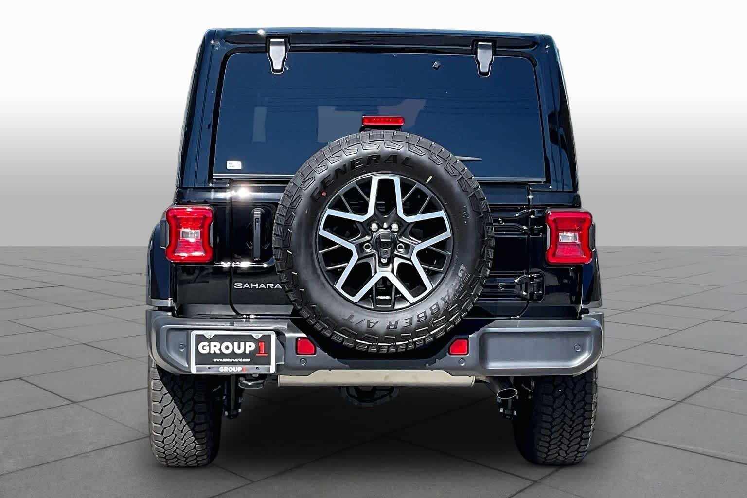 New 2027 Black Clear-Coat Paint Jeep Sahara image 4