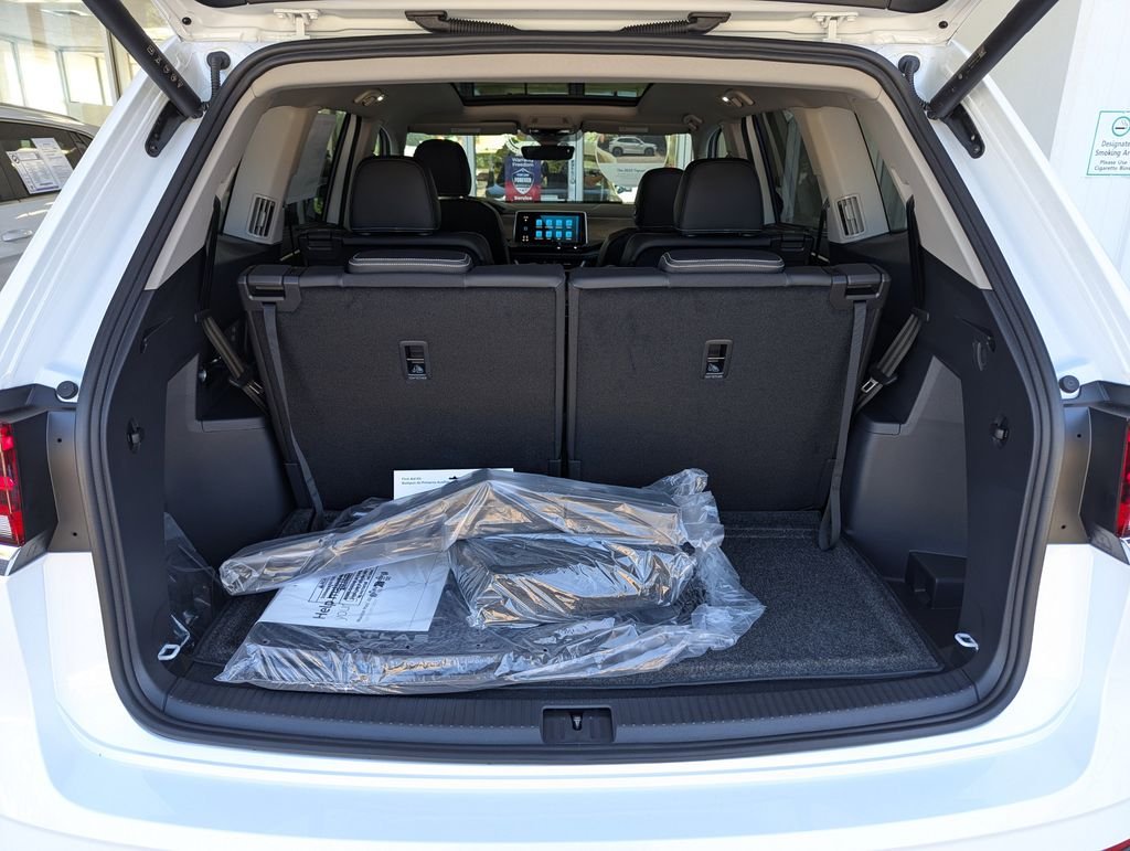 2026 Volkswagen Atlas SE w/Tech - Photo 33