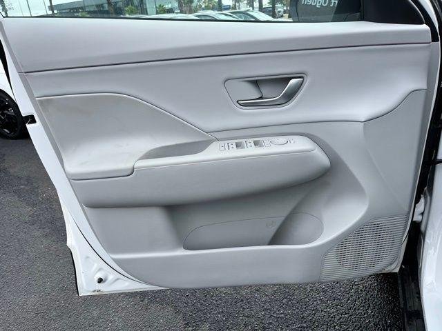 2026 Hyundai Kona SEL Premium - Photo 16