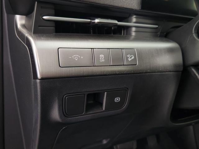New 2027 Blue Hyundai SE AWD image 22