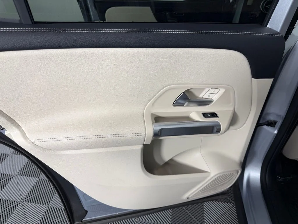 Certified Used 2025 Silver Mercedes-Benz GLB 250 image 26