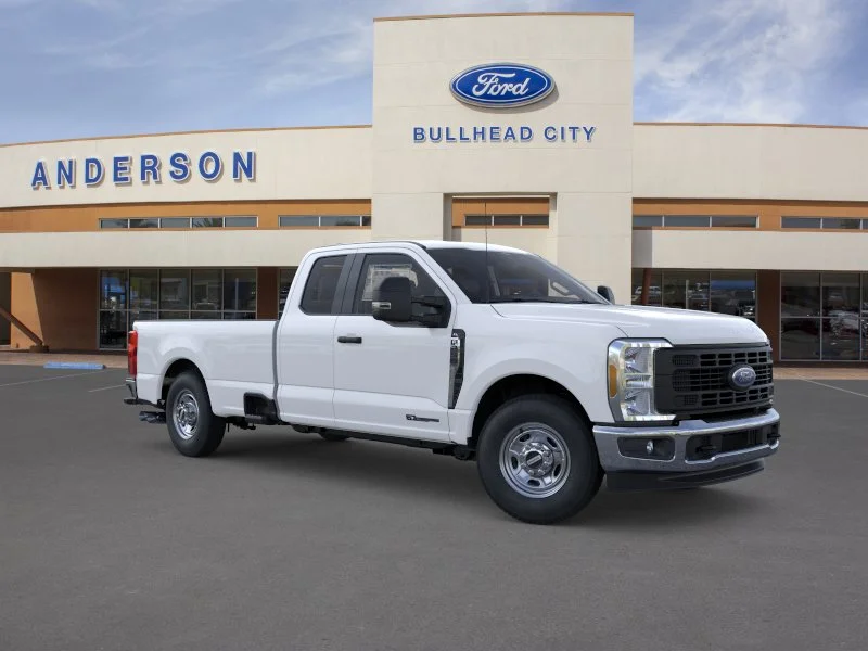 New 2026 Oxford White Ford XL image 7