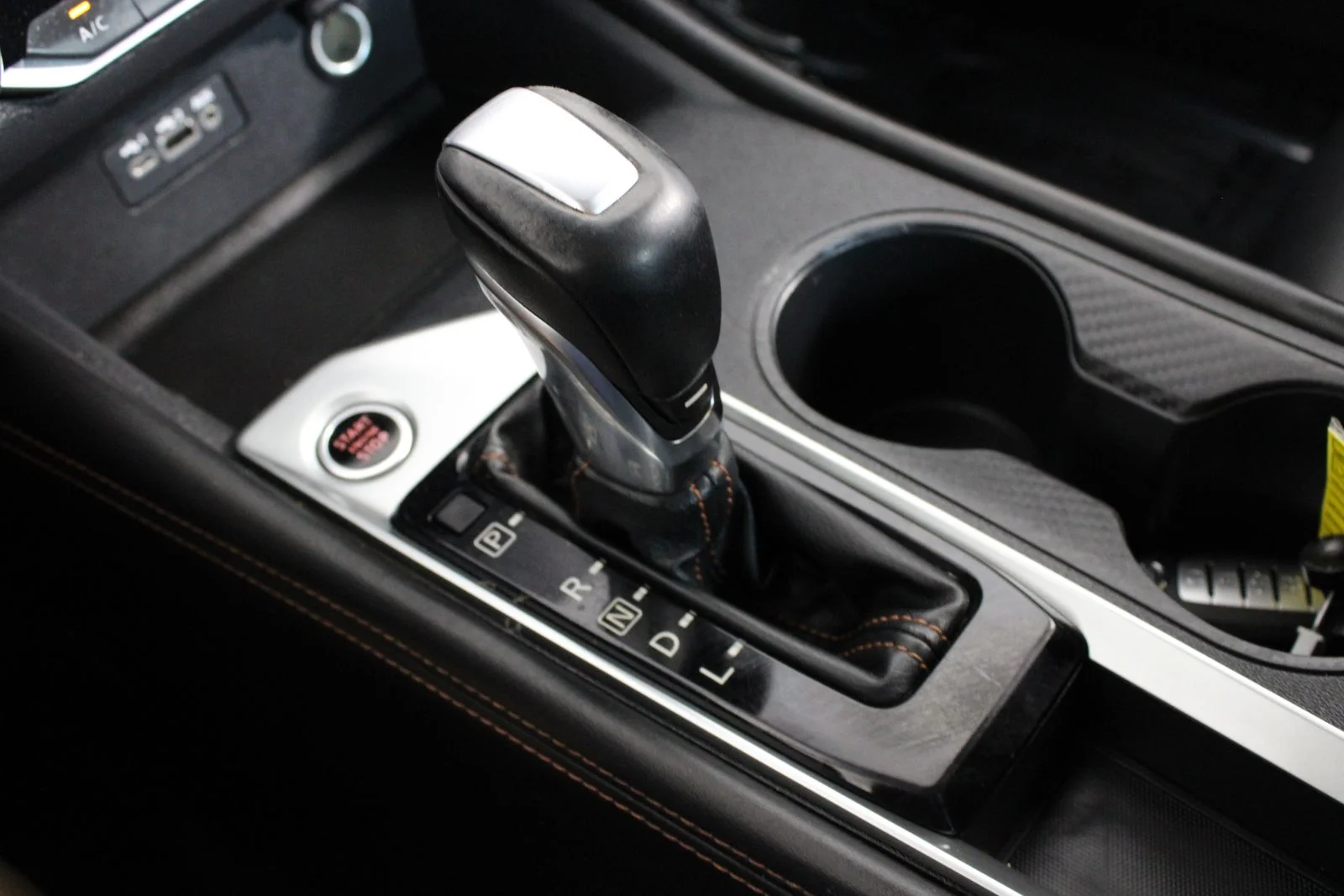 Used 2019 Black Nissan 2.5 SR image 27